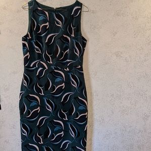 Ann Taylor Sheath Dress size 6